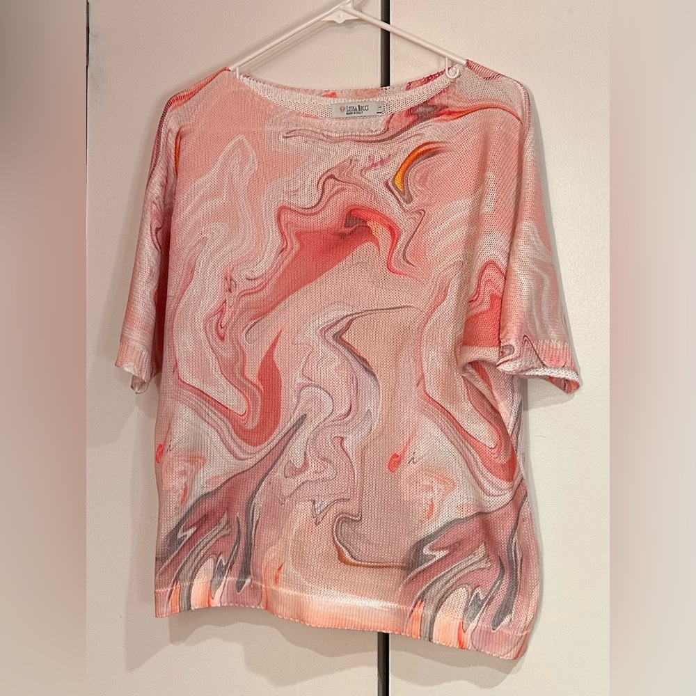 Luisa Ricci Shirt Sleeve Pink Marble Top. L